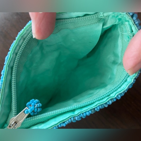 Small Fully Beaded Coin Purse. Circle Seed Bead Bag - Picture 5 of 6